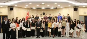 Bahçeşehir Üniversitesi ile İş Birliği Kapsamında Düzenlenen Katılım Belgeli Staj Programı Tamamlandı