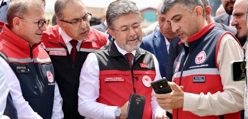BAKAN YUMAKLI AÇIKLADI: 17 MİLYON BÜYÜKBAŞA DİJİTAL KÜPE GELİYOR